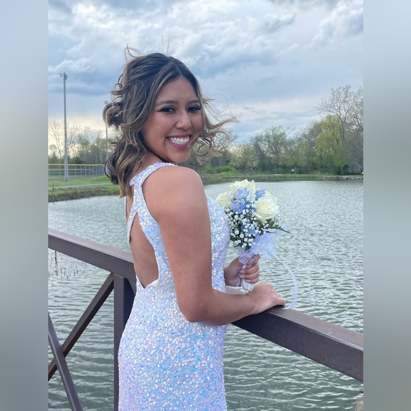 Meet your Posher, Gabby - Picture 1 of 1